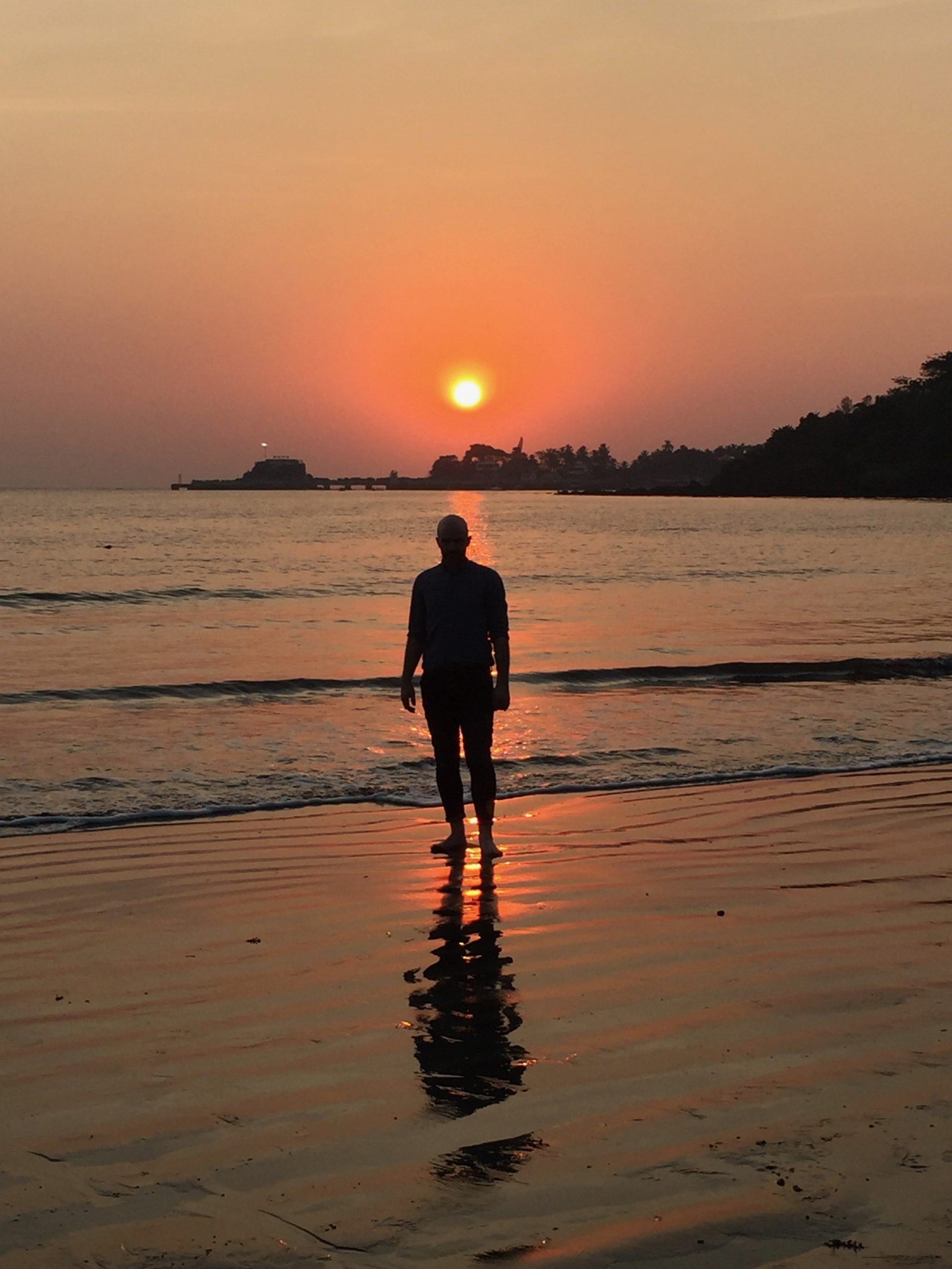 Sunday sunset at Vainguinim beach